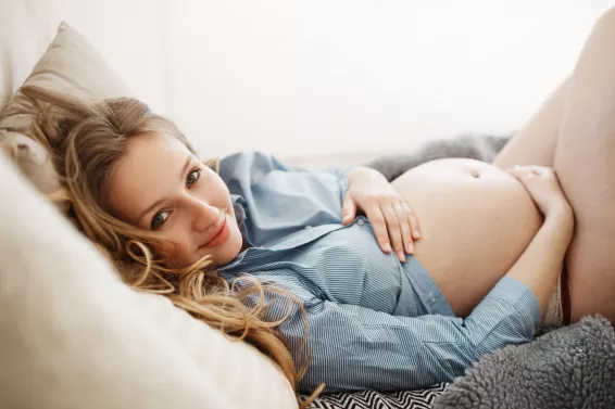 Jaki materac w czasie ciąży? - Porady FDM