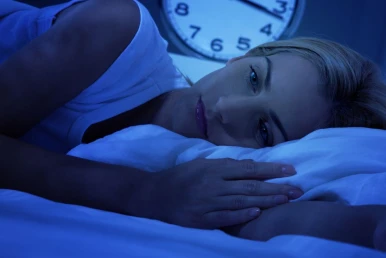 Budzenie się w nocy – co oznacza budzenie się o 2, 3 lub 4 w nocy?