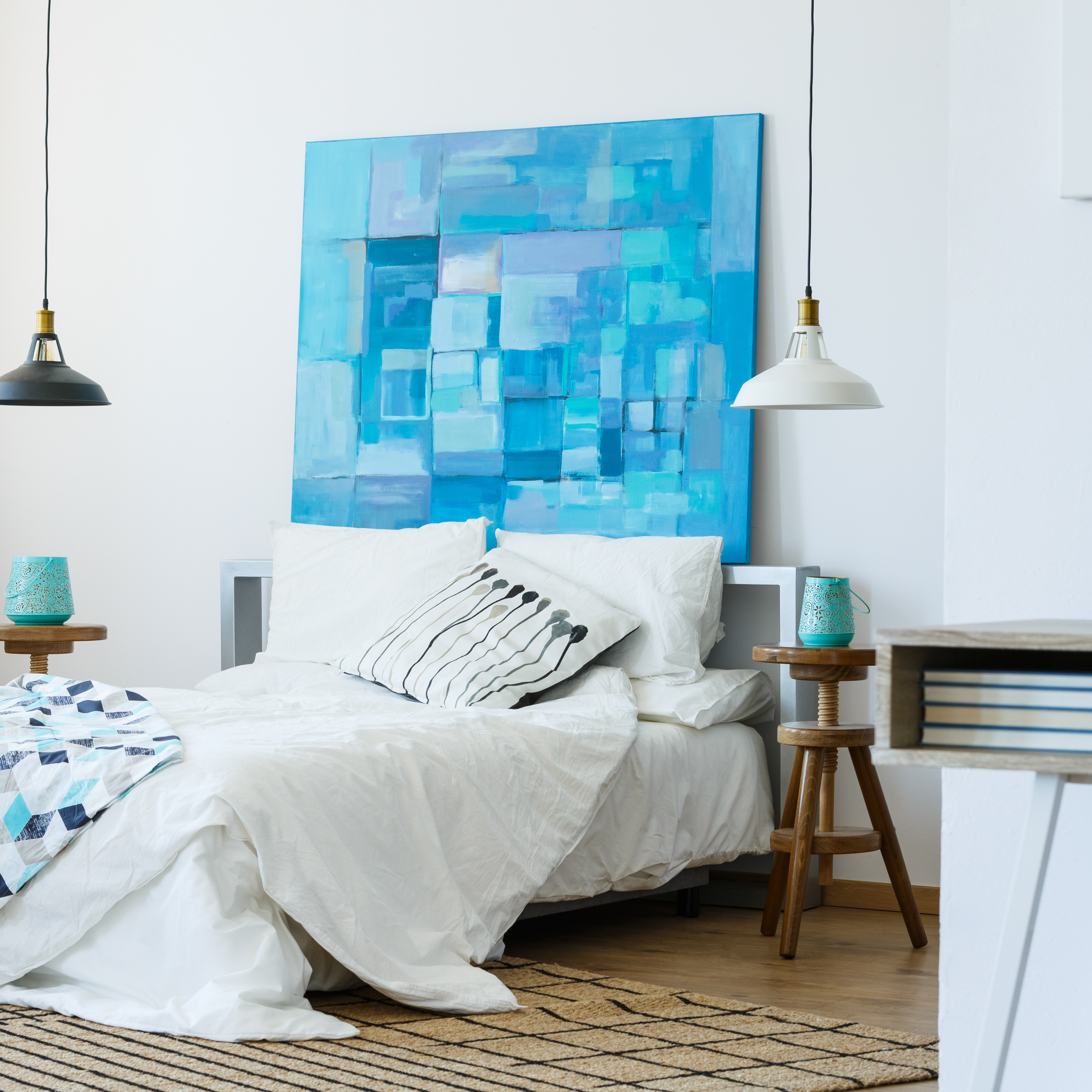 Niebieska sypialnia, niebieska ściana w sypialni, niebieski obraz - Artykuł FDM